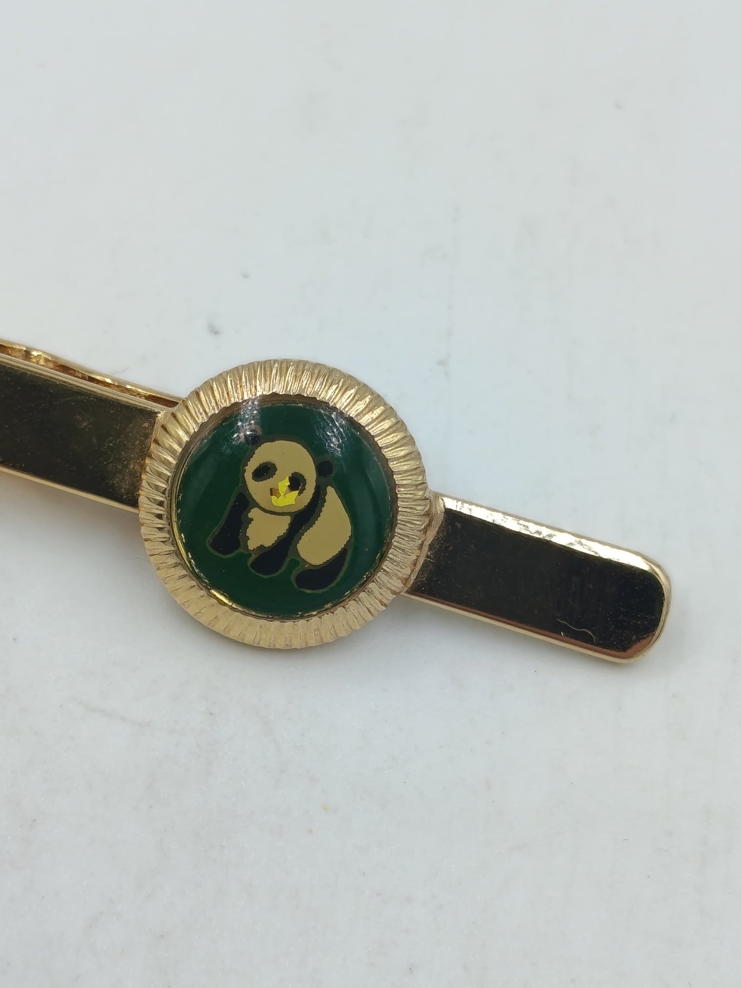 Krawattenklammer Panda – goldfarben mit Emaille, Vintage