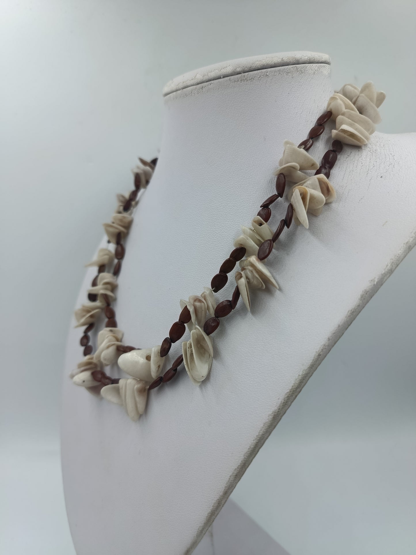 Doppelte Naturkette Muscheloptik – Braun  Creme, Vintage