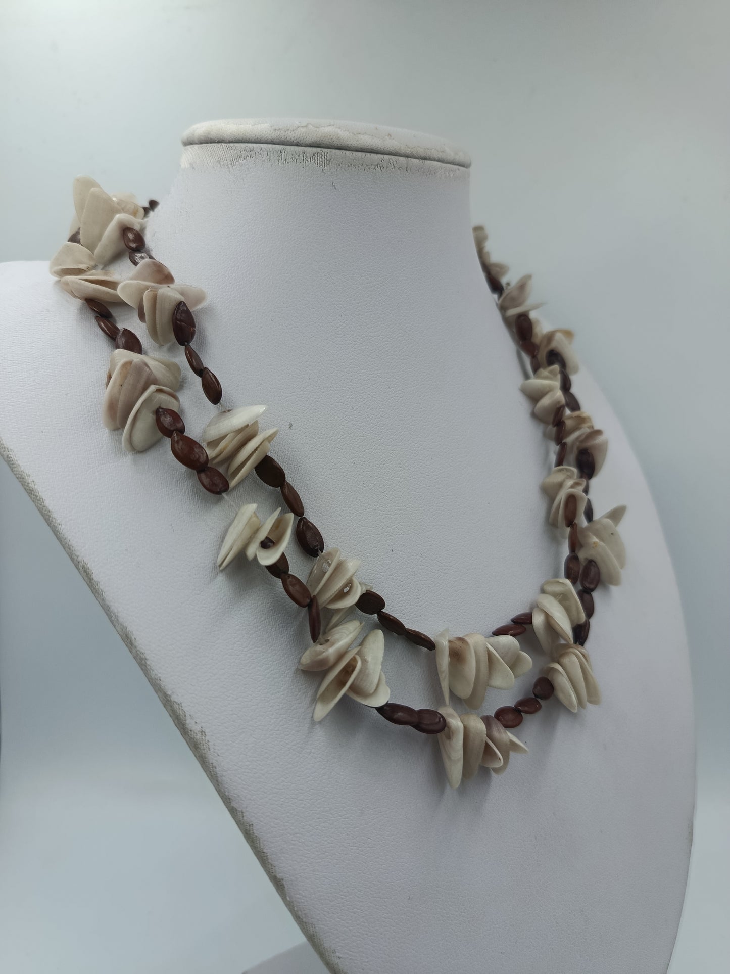 Doppelte Naturkette Muscheloptik – Braun  Creme, Vintage