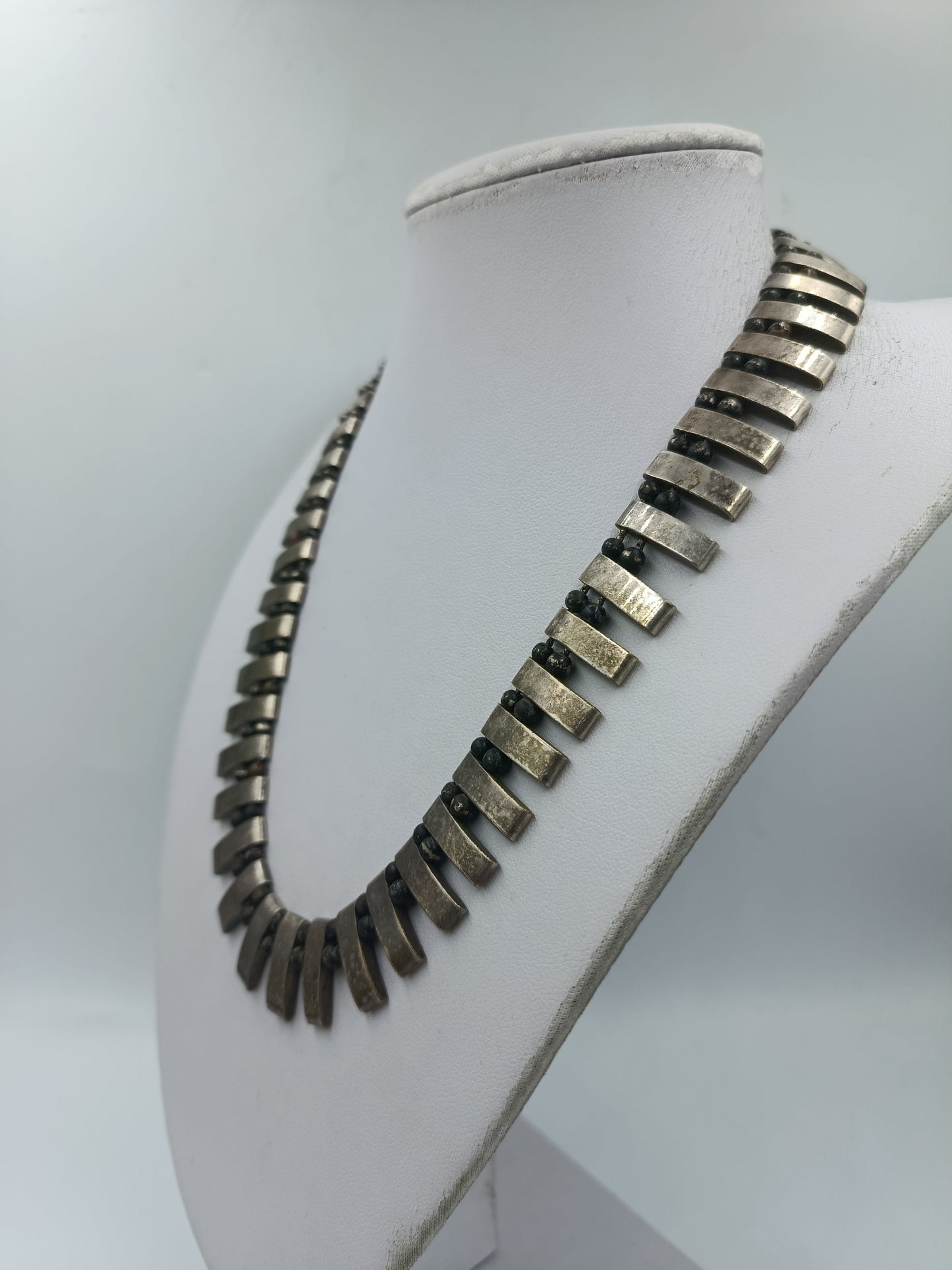 Vintage Statement Kette Metall Perlenoptik – Ethno Design massiv