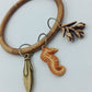 Vintage Armreif mit Anhängern Seepferdchen Blatt – Boho Sommer Schmuck