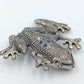 Vintage Frosch Brosche – Silberfarben mit blauen Strasssteinen