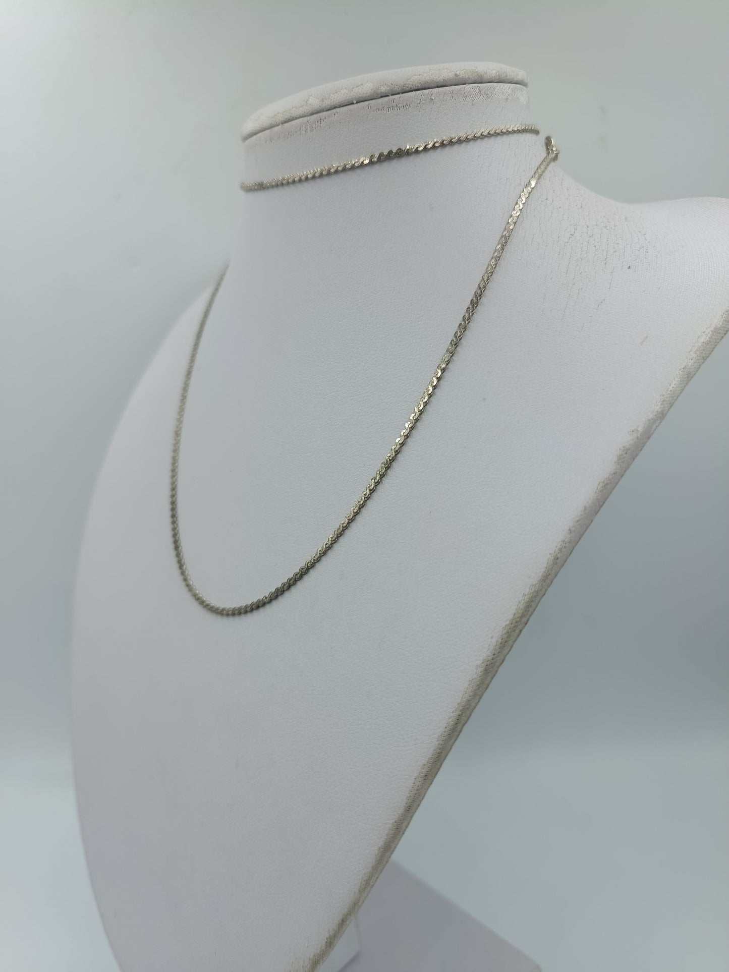 Feine Vintage Kette silberfarben – zartes Gliederdesign 62 cm