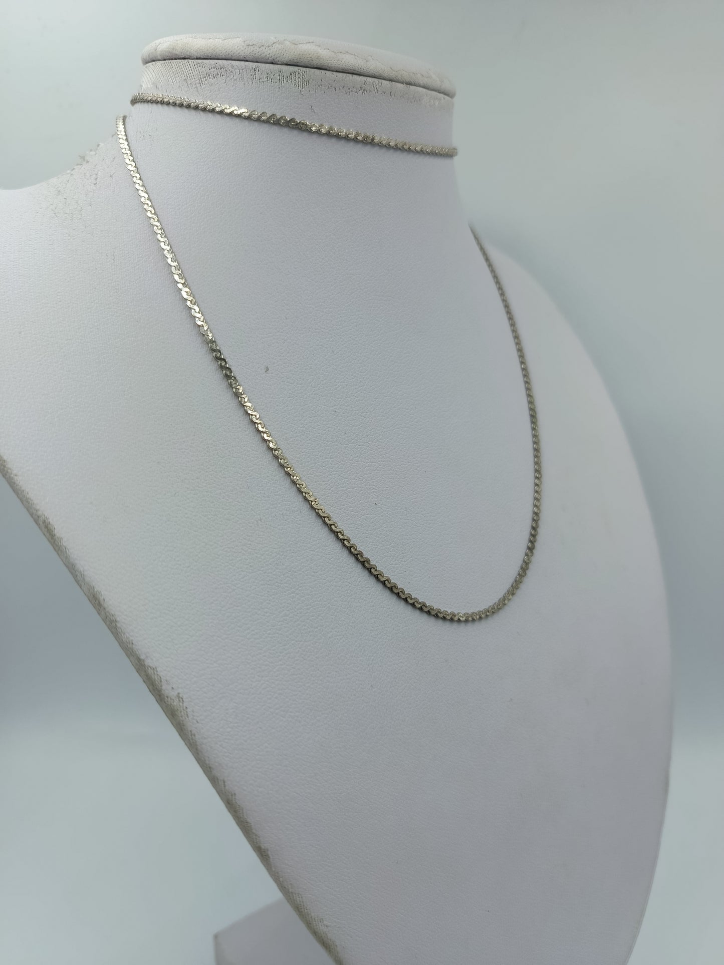 Feine Vintage Kette silberfarben – zartes Gliederdesign 62 cm