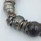 Massives Vintage Armband elastisch – silberfarbene Statement Beads