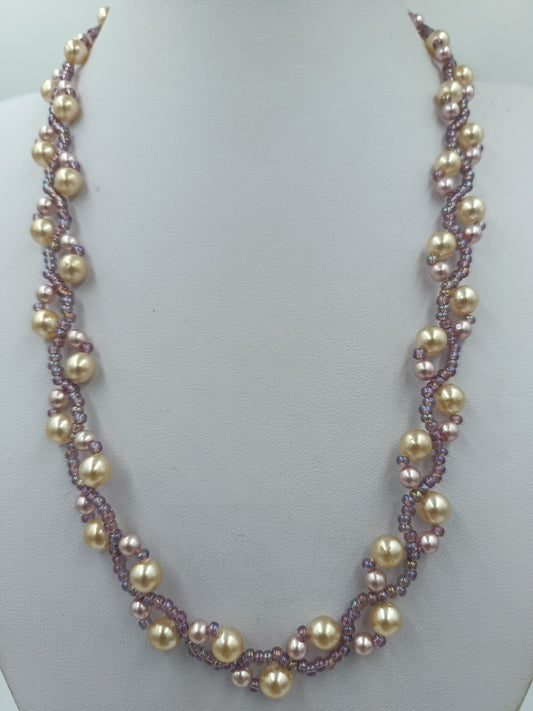 Vintage Perlenkette in Pastellfarben – Zarte Statement Halskette mit Glasperlen