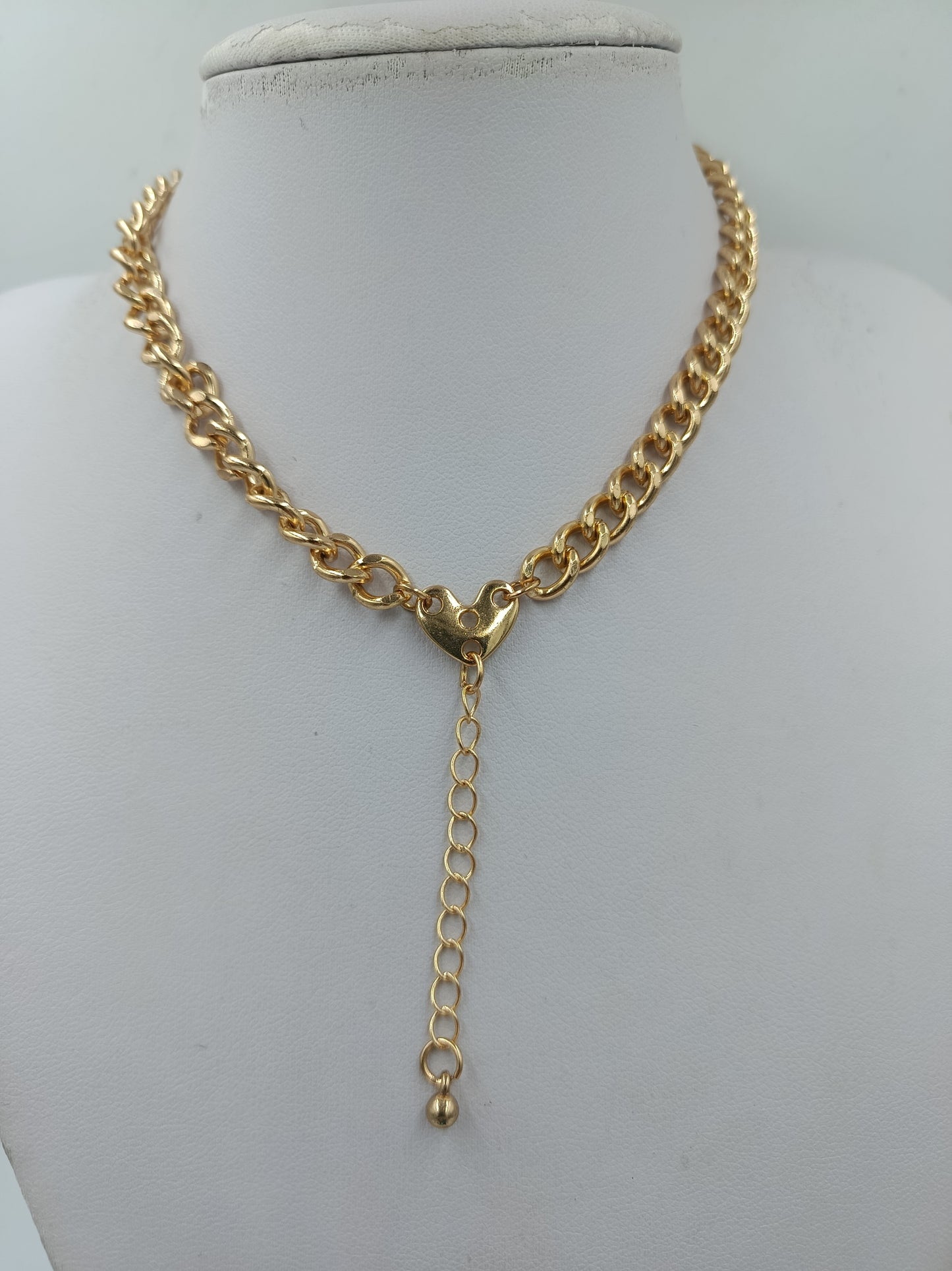 Vintage Gliederkette Goldfarben mit Herzdetail – Statement Halskette