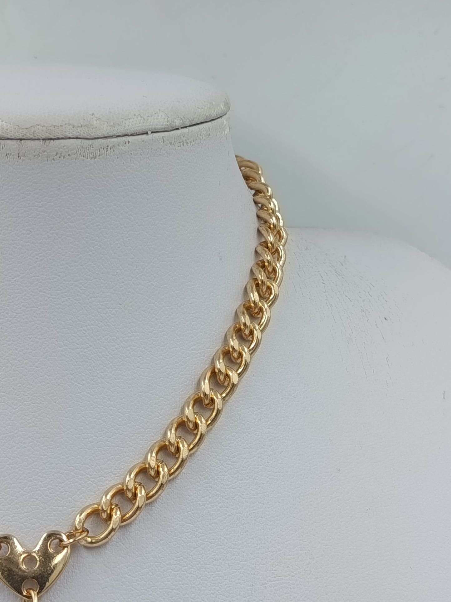 Vintage Gliederkette Goldfarben mit Herzdetail – Statement Halskette