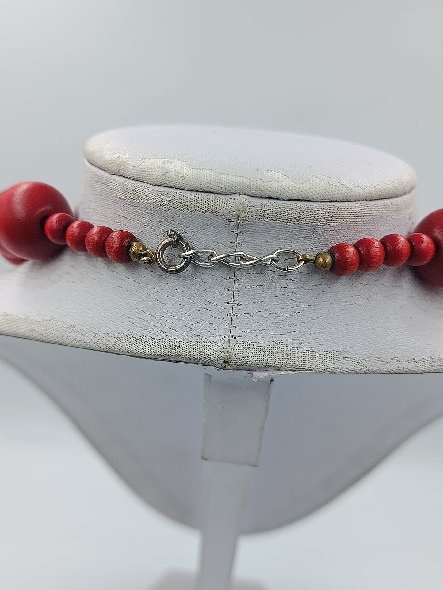 Statement Kette Rot – Große Perlenkette auffällig modern