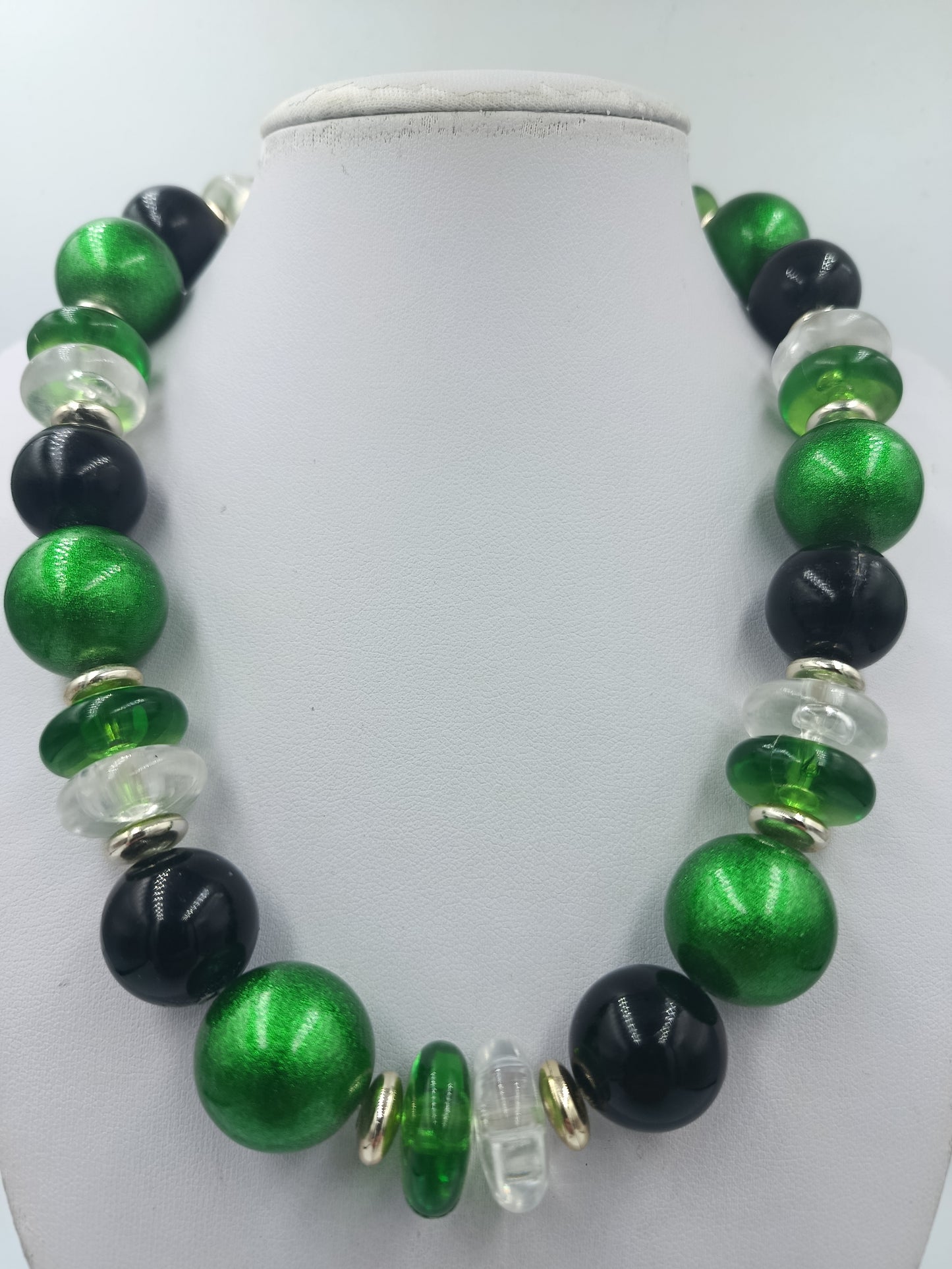 Statement Kette Grün Schwarz – Große Perlenkette Retro Design