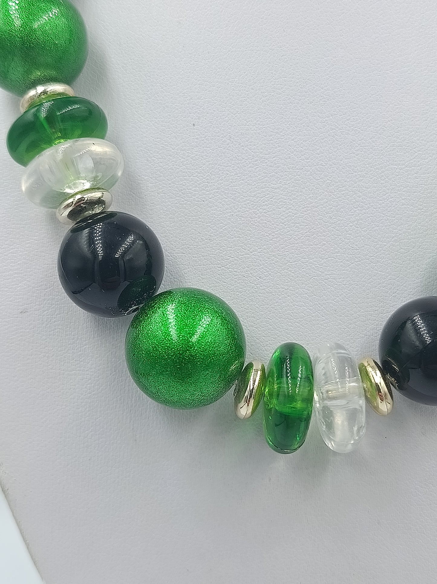 Statement Kette Grün Schwarz – Große Perlenkette Retro Design