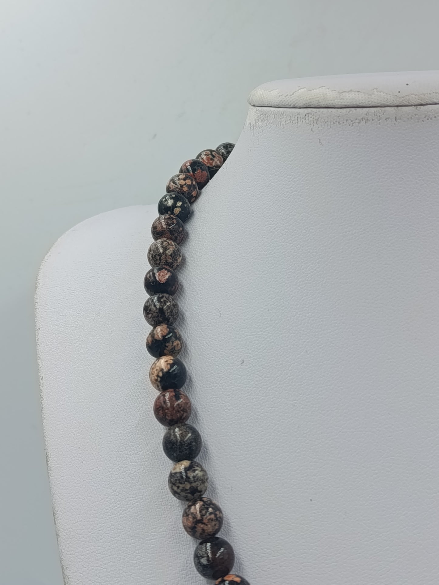 Kette aus Natursteinperlen – 925 Silber Verschluss – 50 cm
