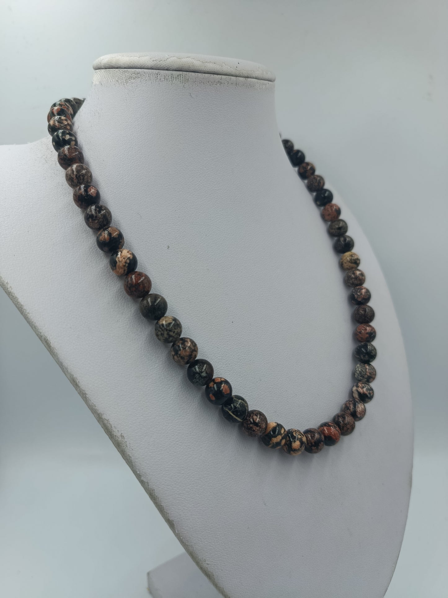 Kette aus Natursteinperlen – 925 Silber Verschluss – 50 cm