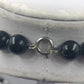 Moderne Statement-Kette in Schwarz, Silber  Grau große Perlenkette
