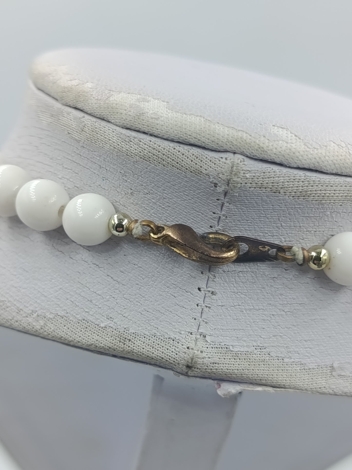 Vintage Perlenkette Weiß – große Kugelperlen – klassisch elegant – 49 cm