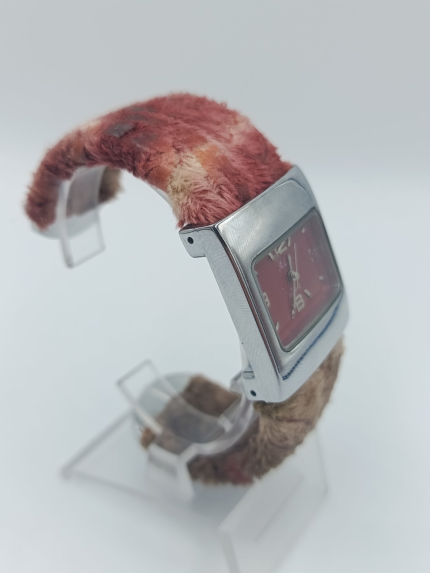 Vintage Damenarmbanduhr ALB Quartz – Edelstahl – rotes Zifferblatt