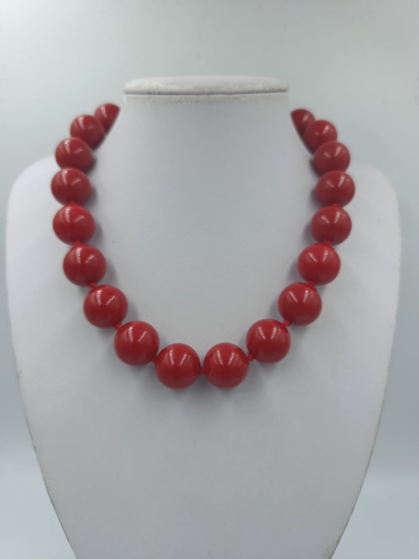 Vintage Statement Kette Rot – große Kugelperlen mit Verlängerung