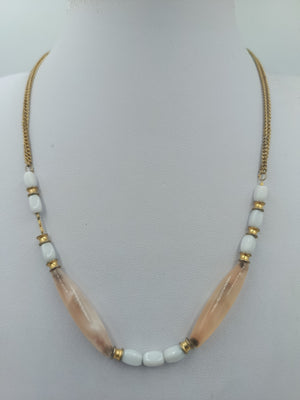 Vintage Halskette mit Glasperlen goldfarbener Kette – Beige Weiß
