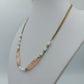 Vintage Halskette mit Glasperlen goldfarbener Kette – Beige Weiß
