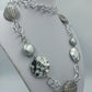 Statement Kette Silberfarben mit Perlen  Scheiben – 78 cm