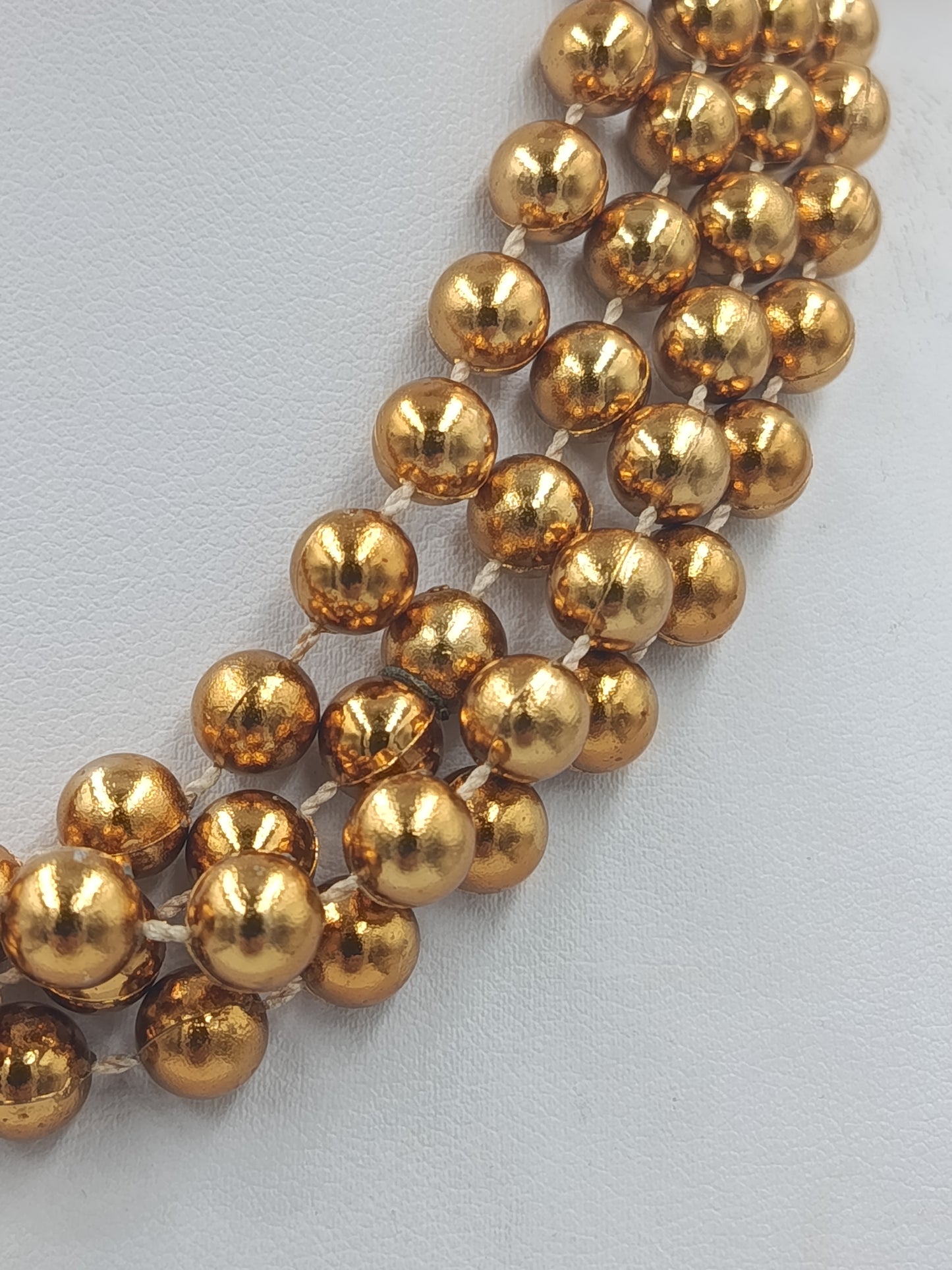 Mehrreihige Perlenkette Goldfarben – 148 cm – Lagenlook