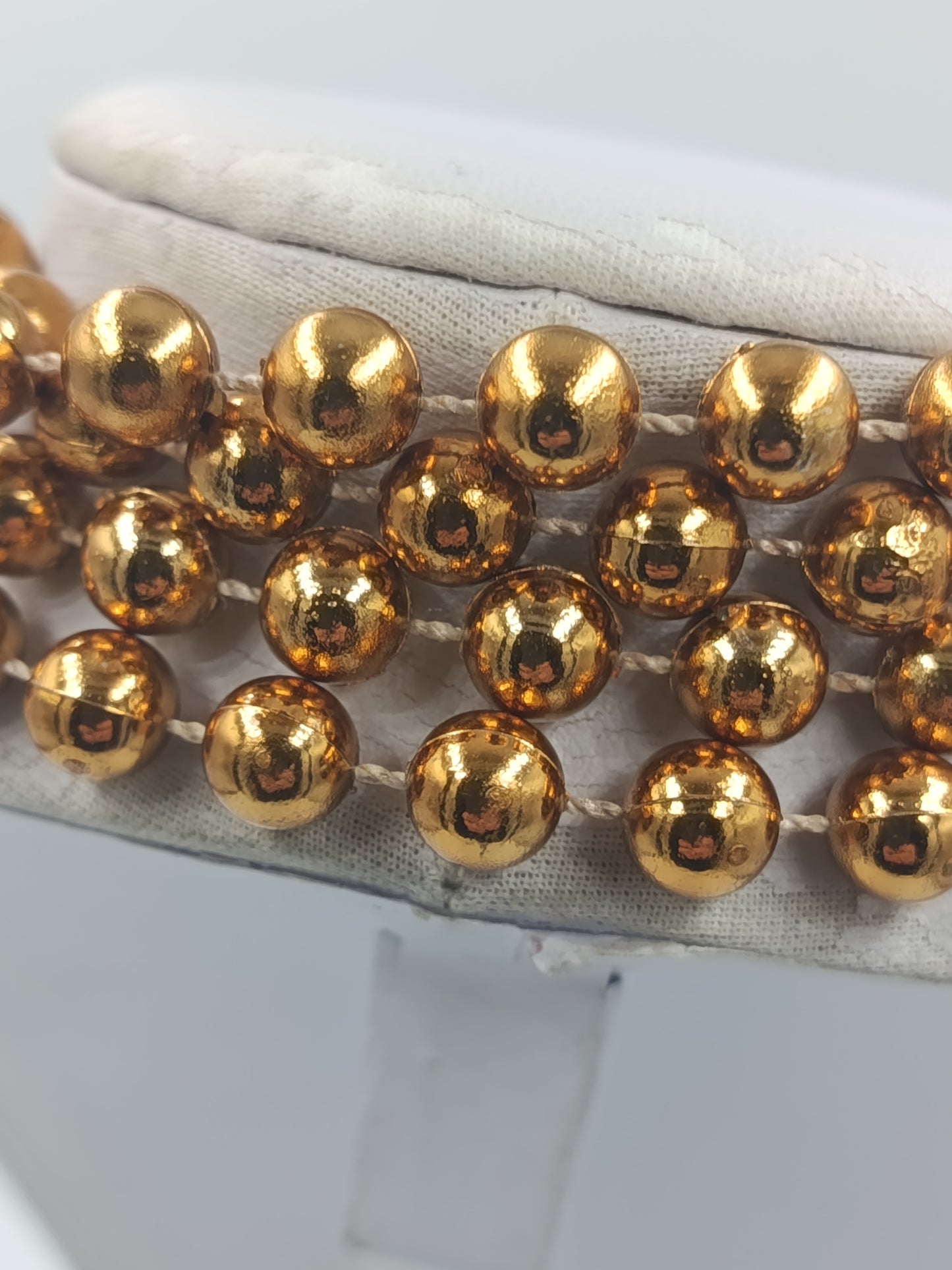 Mehrreihige Perlenkette Goldfarben – 148 cm – Lagenlook