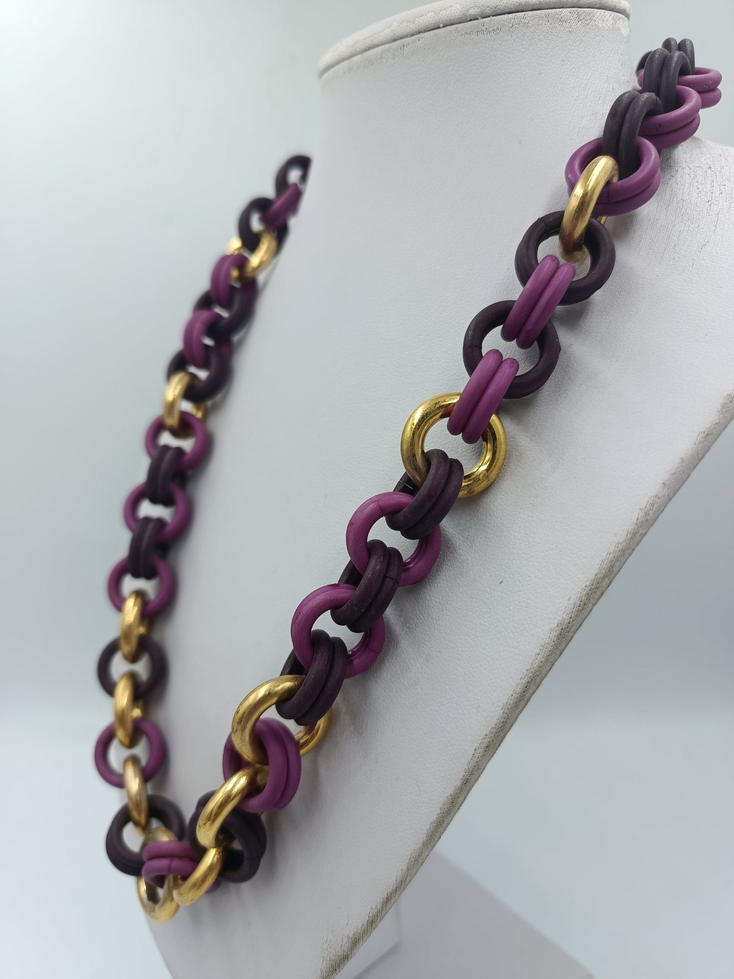 Gliederkette Statement Collier Lila Aubergine Goldfarben – 52 cm