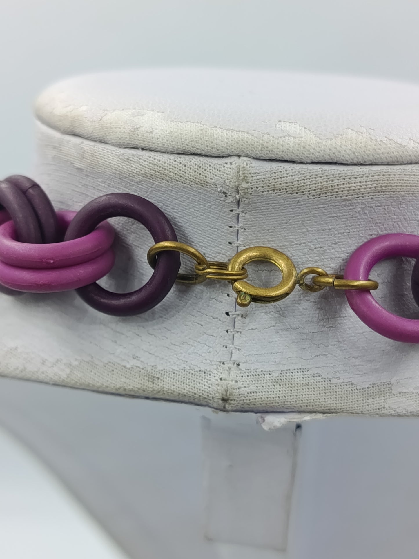 Gliederkette Statement Collier Lila Aubergine Goldfarben – 52 cm