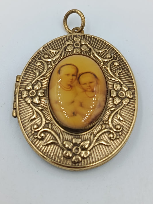 Antiker Medaillon Anhänger – Foto-Medaillon mit floralem Dekor, ca. 5 cm