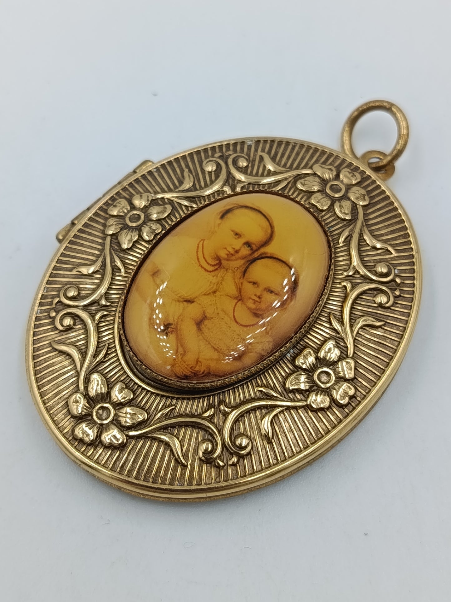 Antiker Medaillon Anhänger – Foto-Medaillon mit floralem Dekor, ca. 5 cm