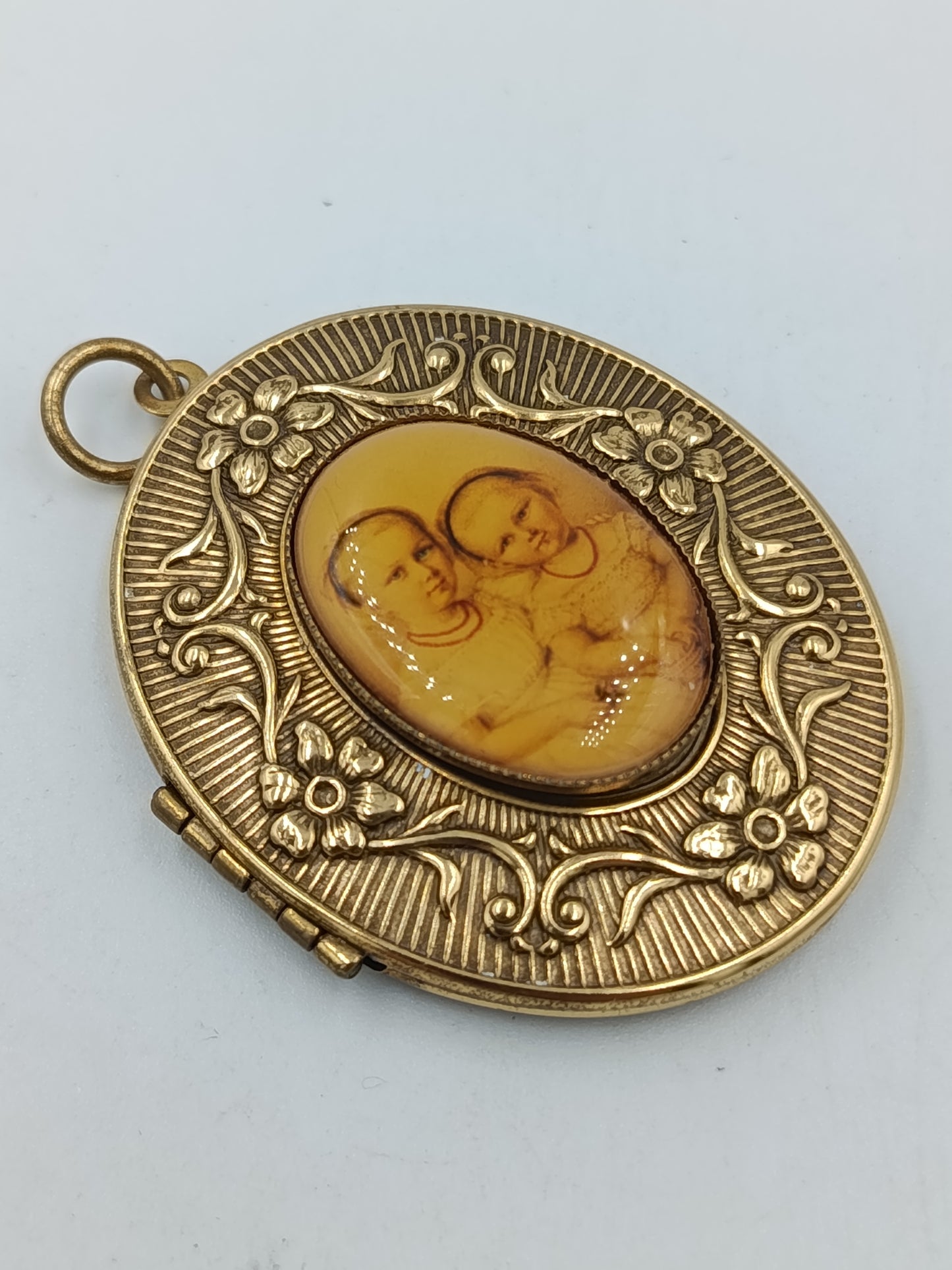 Antiker Medaillon Anhänger – Foto-Medaillon mit floralem Dekor, ca. 5 cm