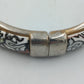 Vintage Armreif mit floralem Muster – Metall Emaille/Harz