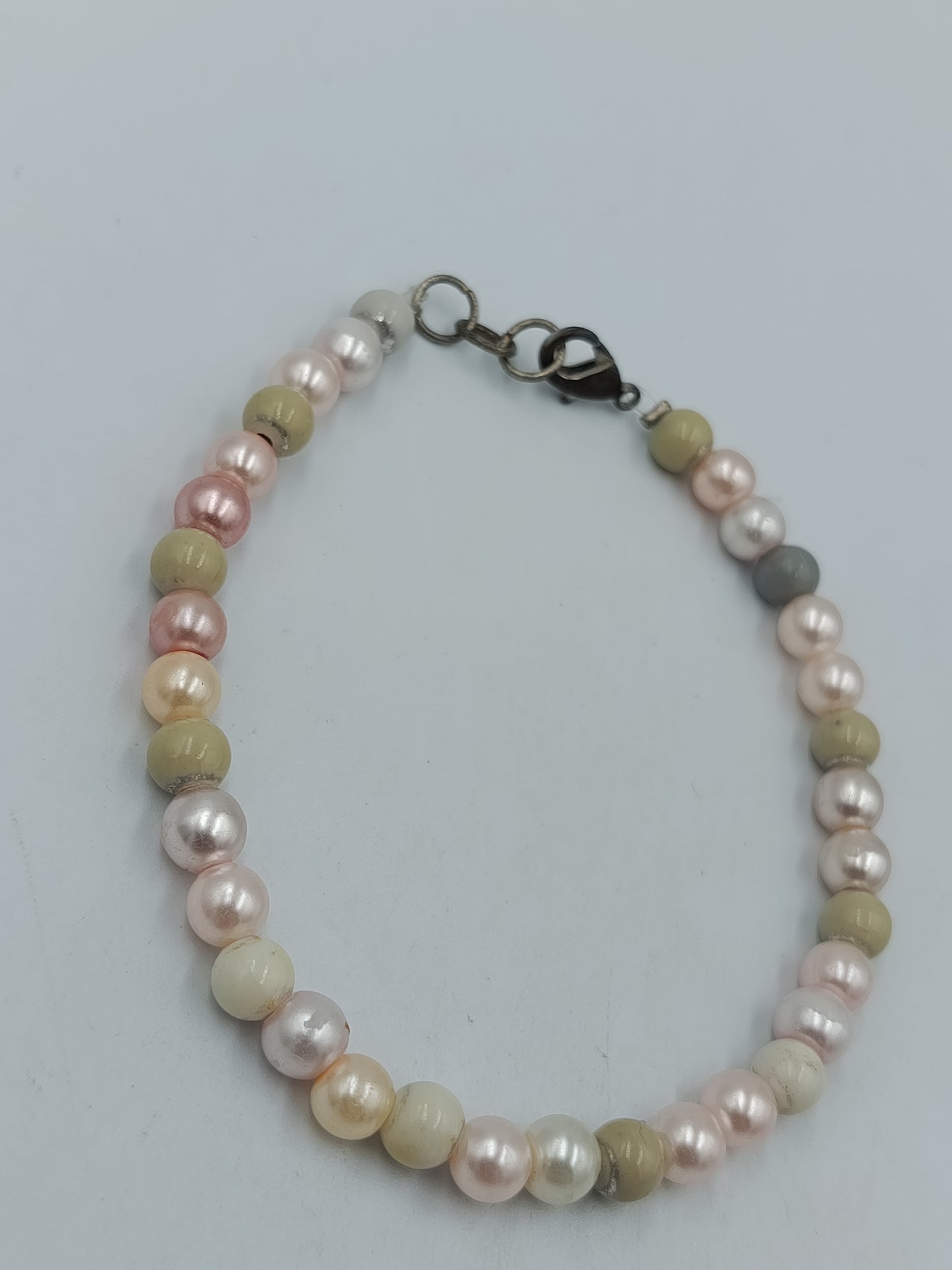 Perlenarmband mehrfarbig – 22 cm – zarte Pastelltöne