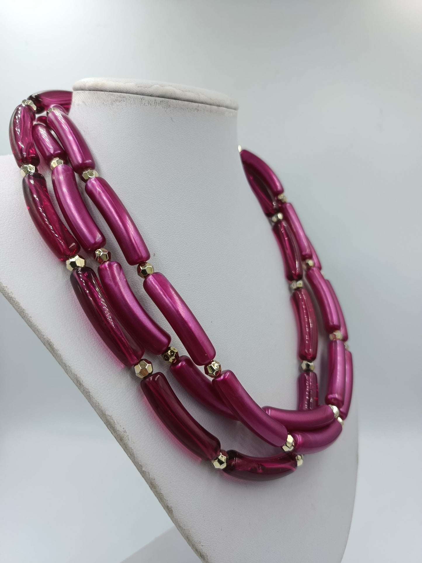 Auffällige Mehrreihige Statement Kette Pink – 53 cm