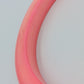 Auffälliger Statement Armreif in leuchtendem Neon-Pink