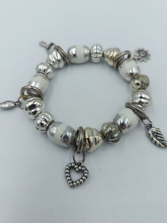 Charm Armband Silberfarben mit Anhängern – Herz, Schlüssel Sonne