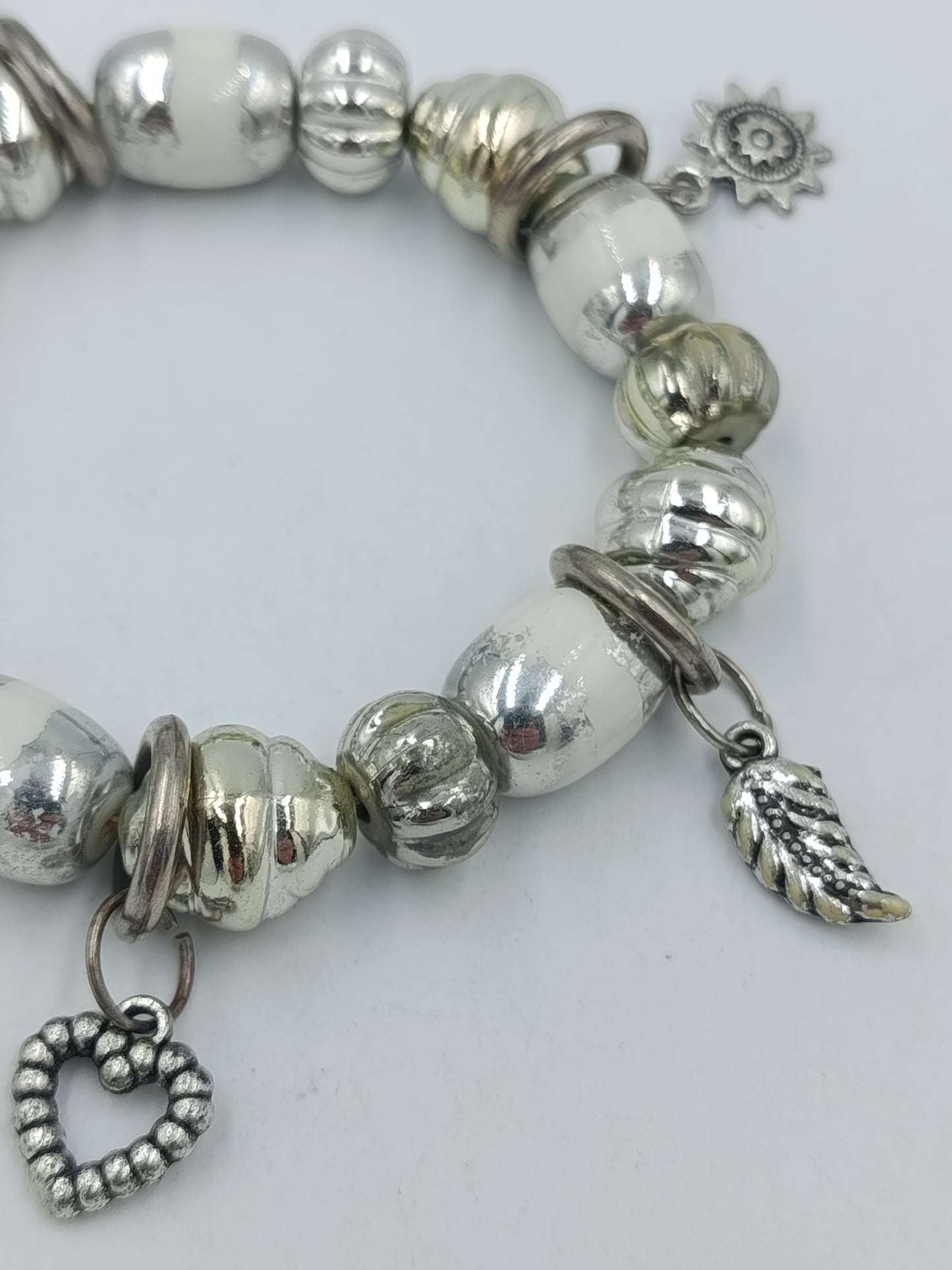 Charm Armband Silberfarben mit Anhängern – Herz, Schlüssel Sonne