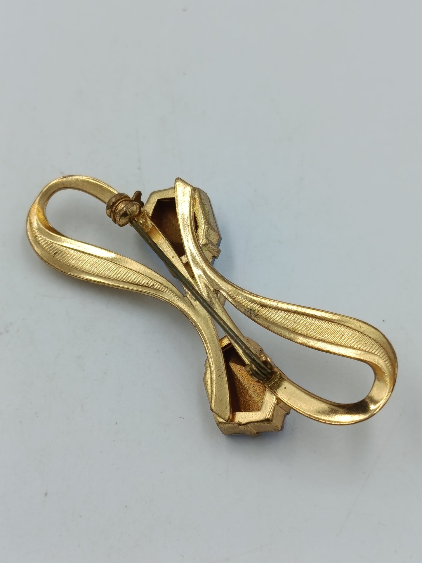 Vintage Brosche Schleifen-Design – goldfarben mit Kristallen