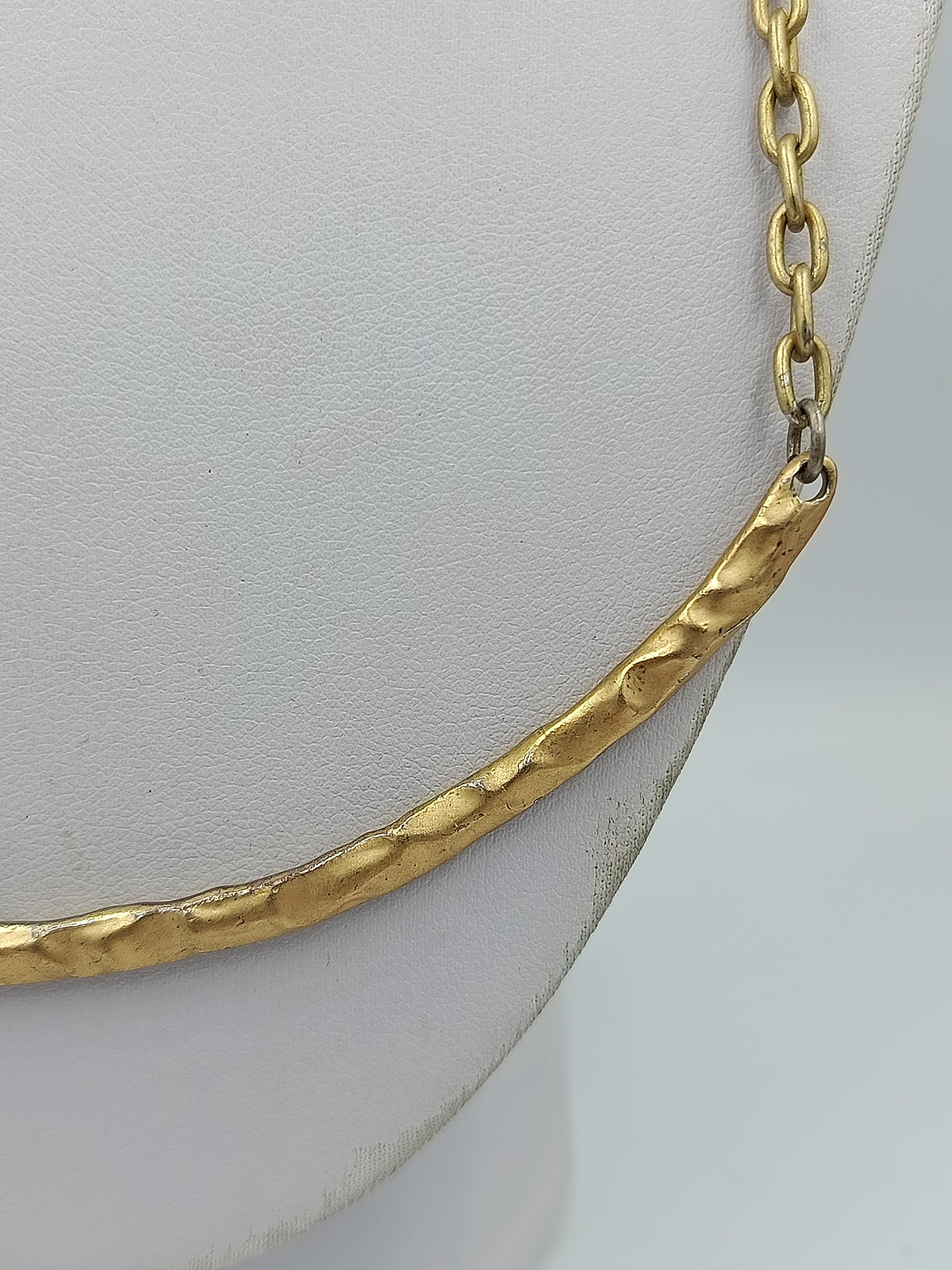 Vintage Halskette Statement – goldfarben mit strukturierter Front