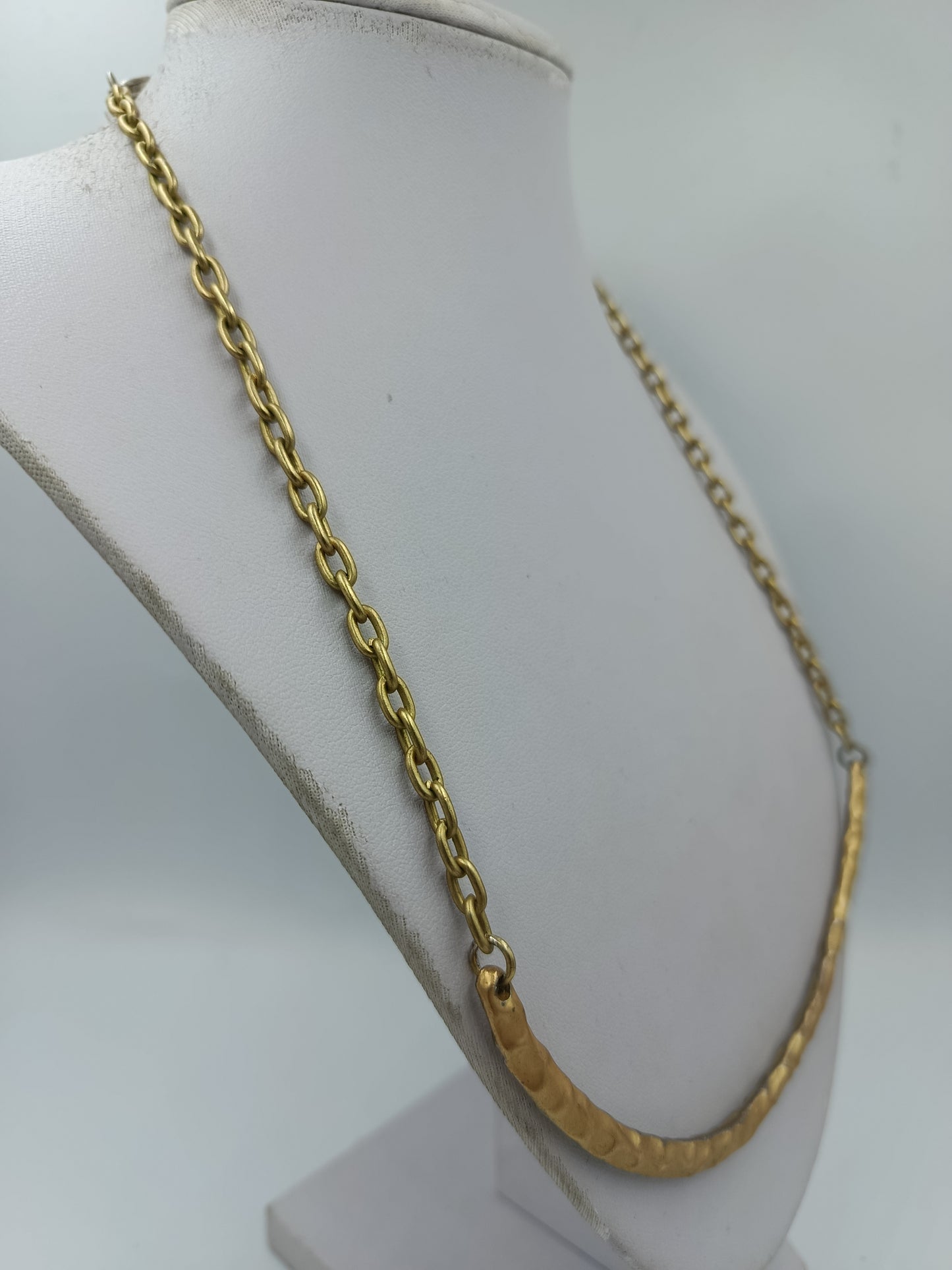 Vintage Halskette Statement – goldfarben mit strukturierter Front