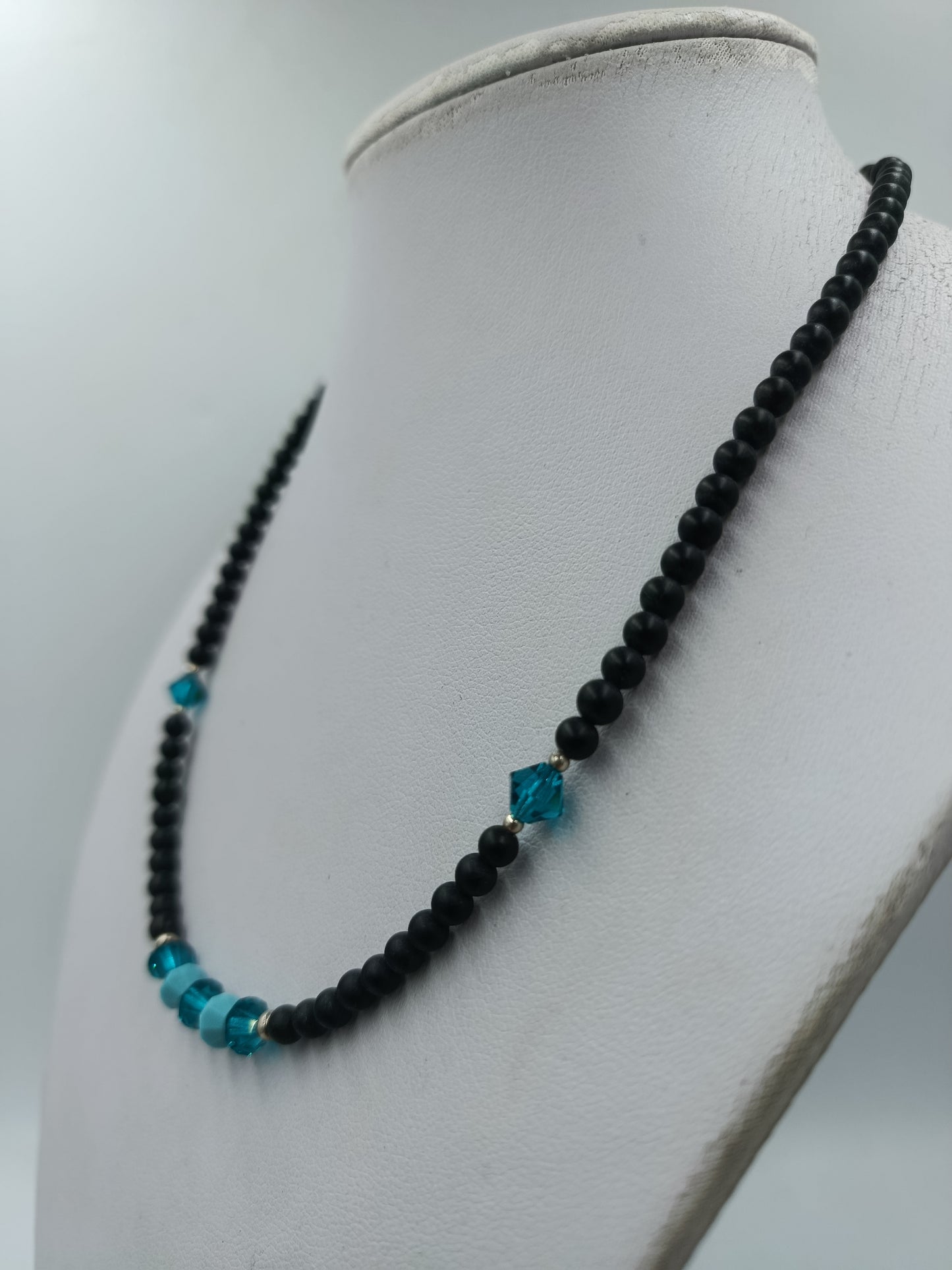 Vintage Perlenkette mit 925 Silber Verschluss Blau Schwarz
