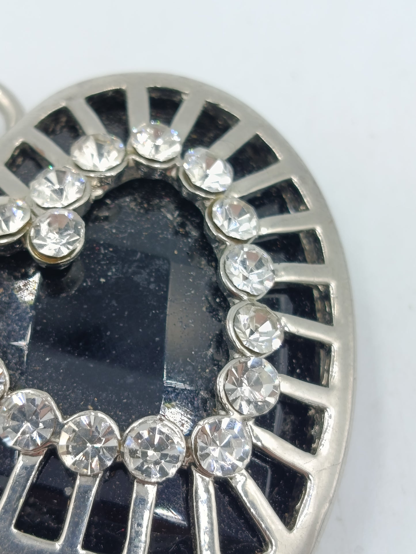 Vintage Herz Anhänger Silberfarben mit Strass und Schwarzem Stein