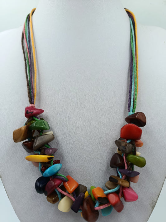 Bunte Vintage Designer Halskette Mit Farbigen Schmuckelementen