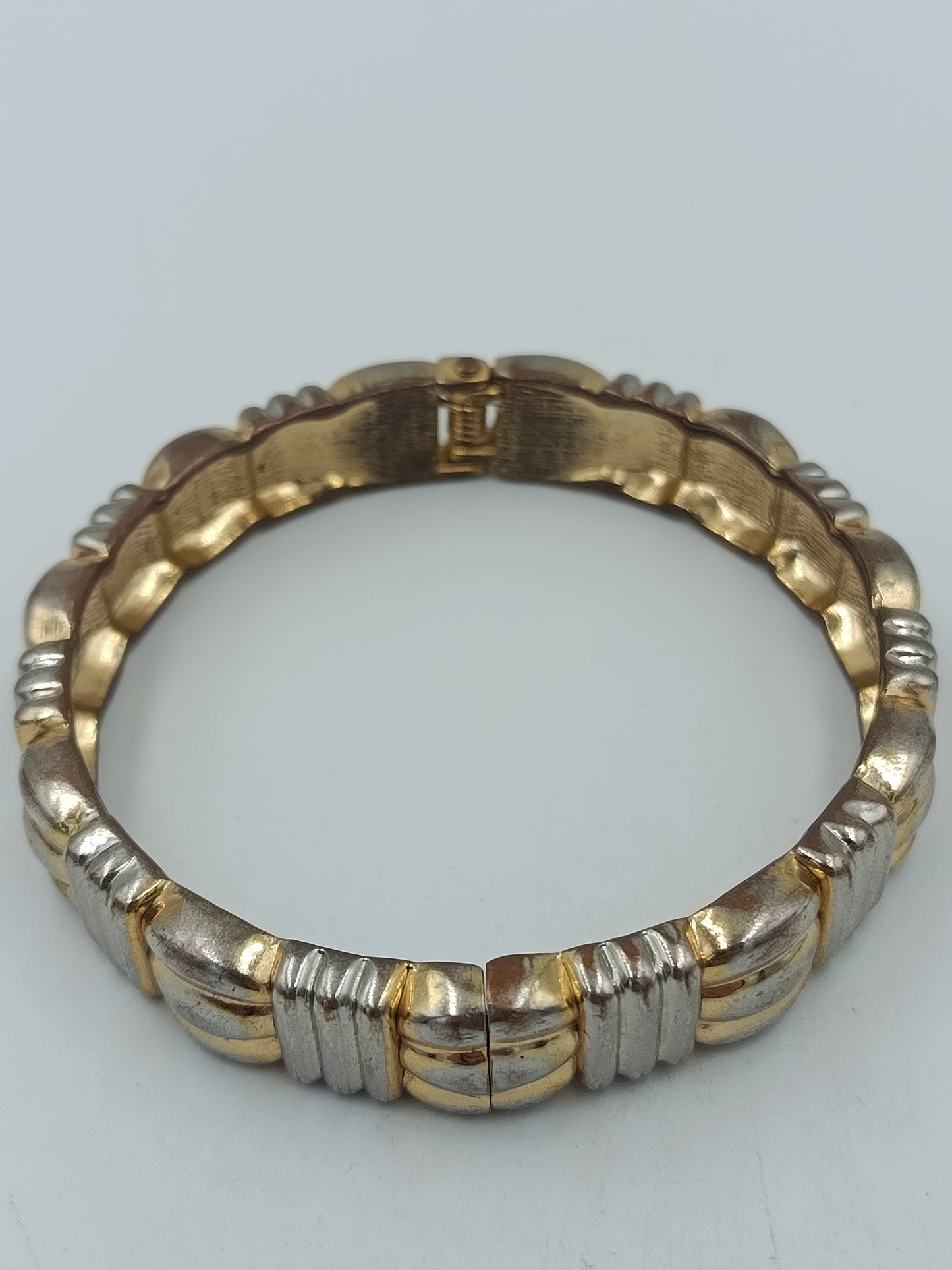 Vintage Armreif Gold Silber Optik Elegant Retro Schmuck