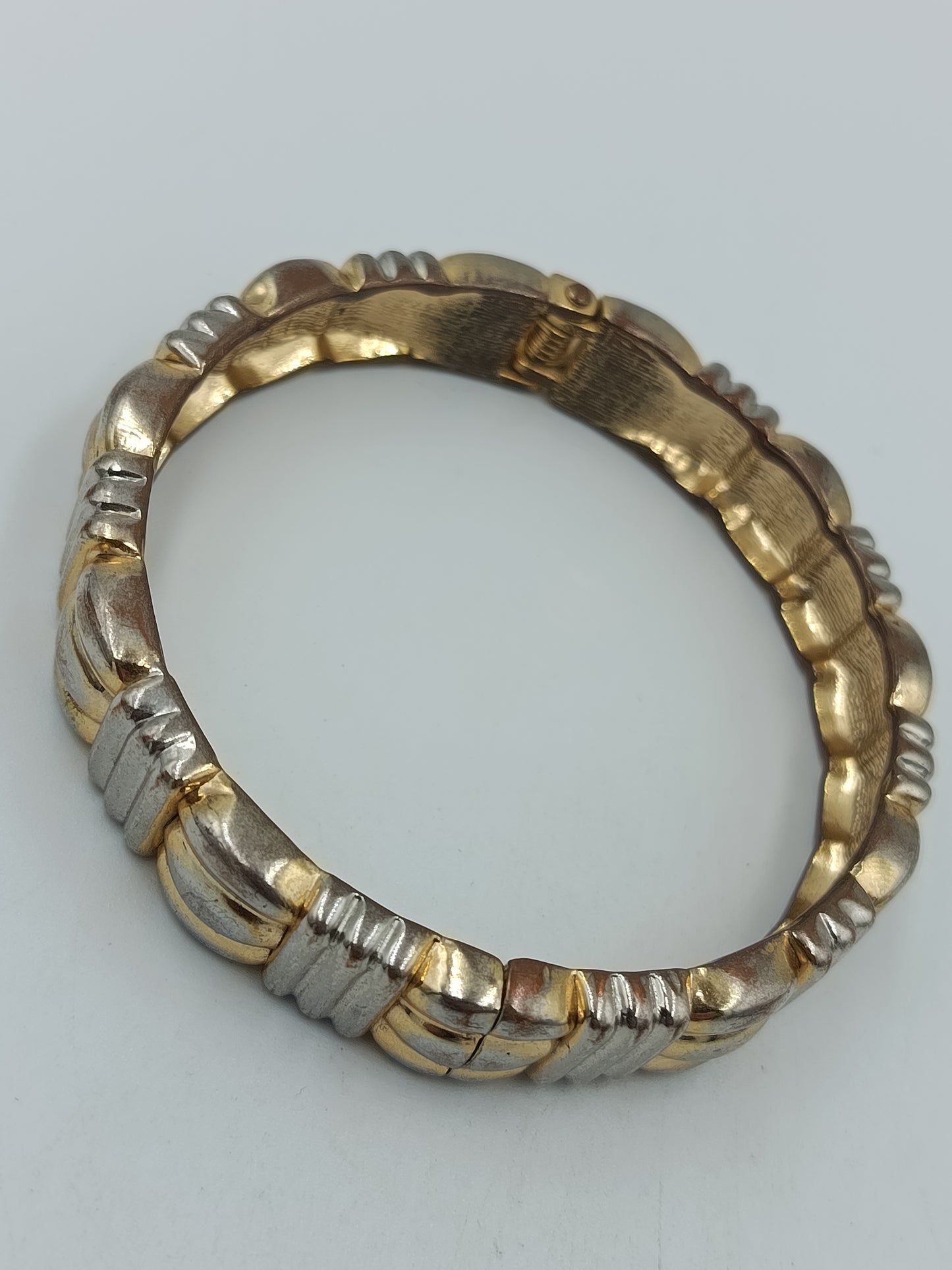 Vintage Armreif Gold Silber Optik Elegant Retro Schmuck