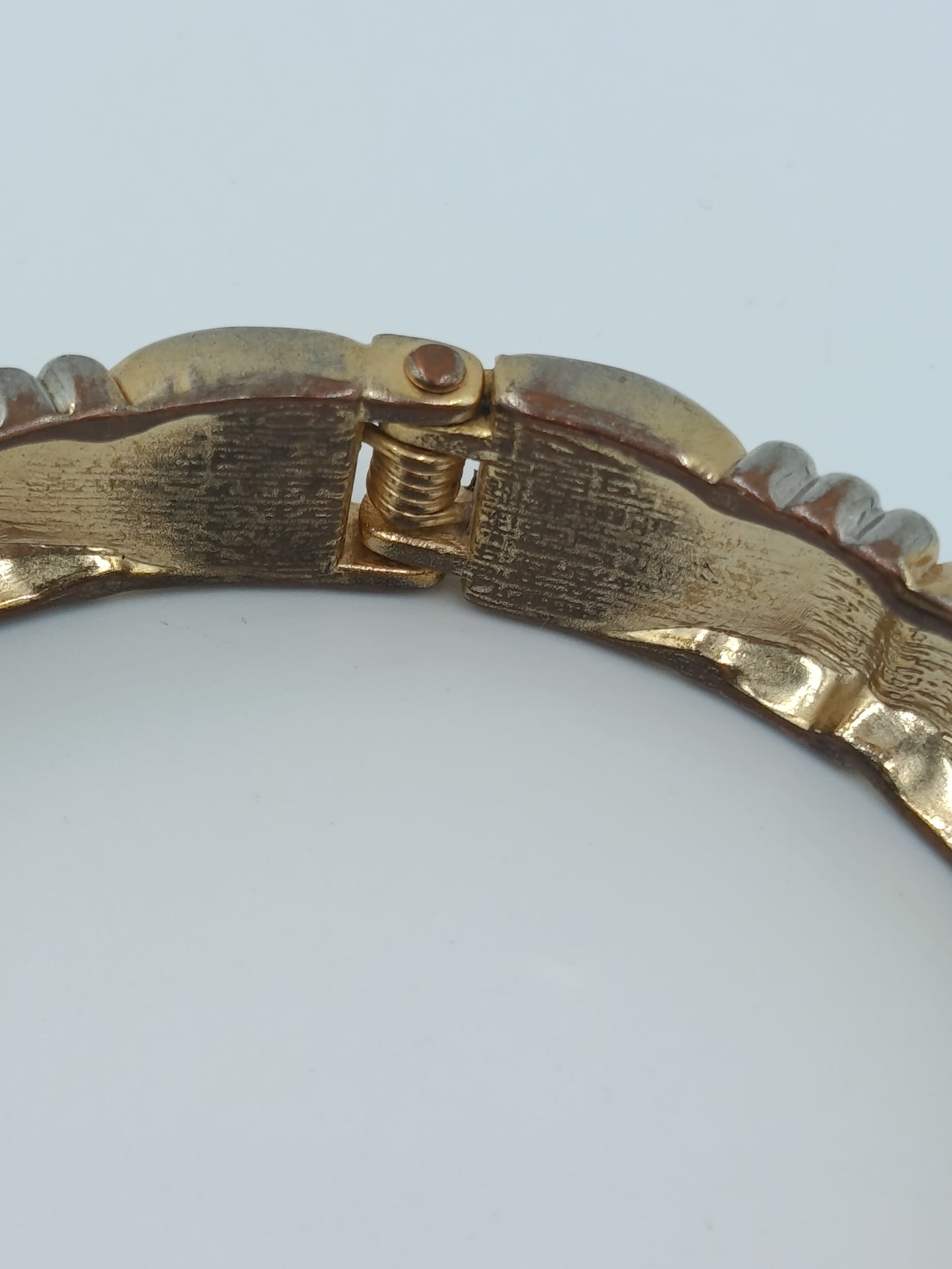 Vintage Armreif Gold Silber Optik Elegant Retro Schmuck