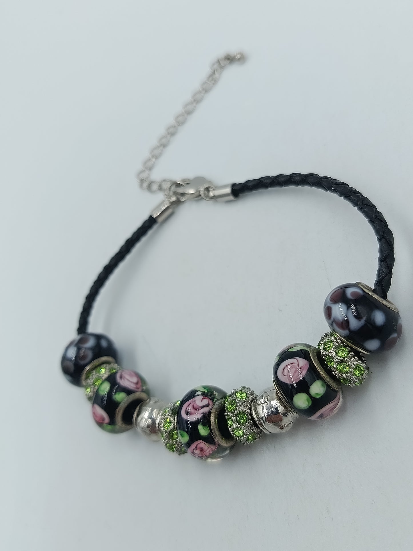 Vintage Charm Armband Leder Glasperlen Rosen Strass