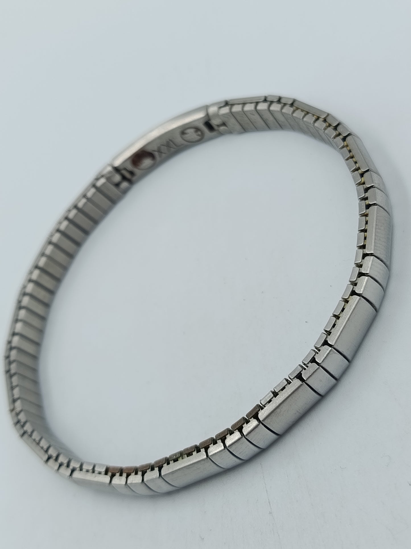 Elastisches Edelstahl Armband XXL Silberfarben Modern