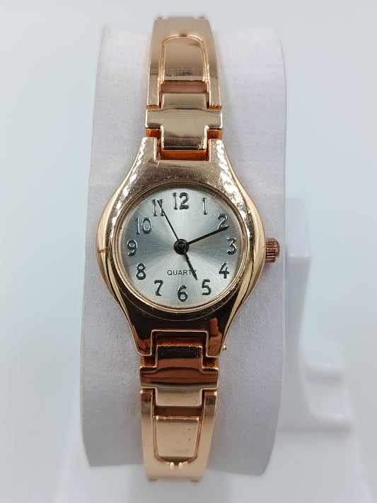 Elegant Quartz Damenuhr Roségold Vintage Look