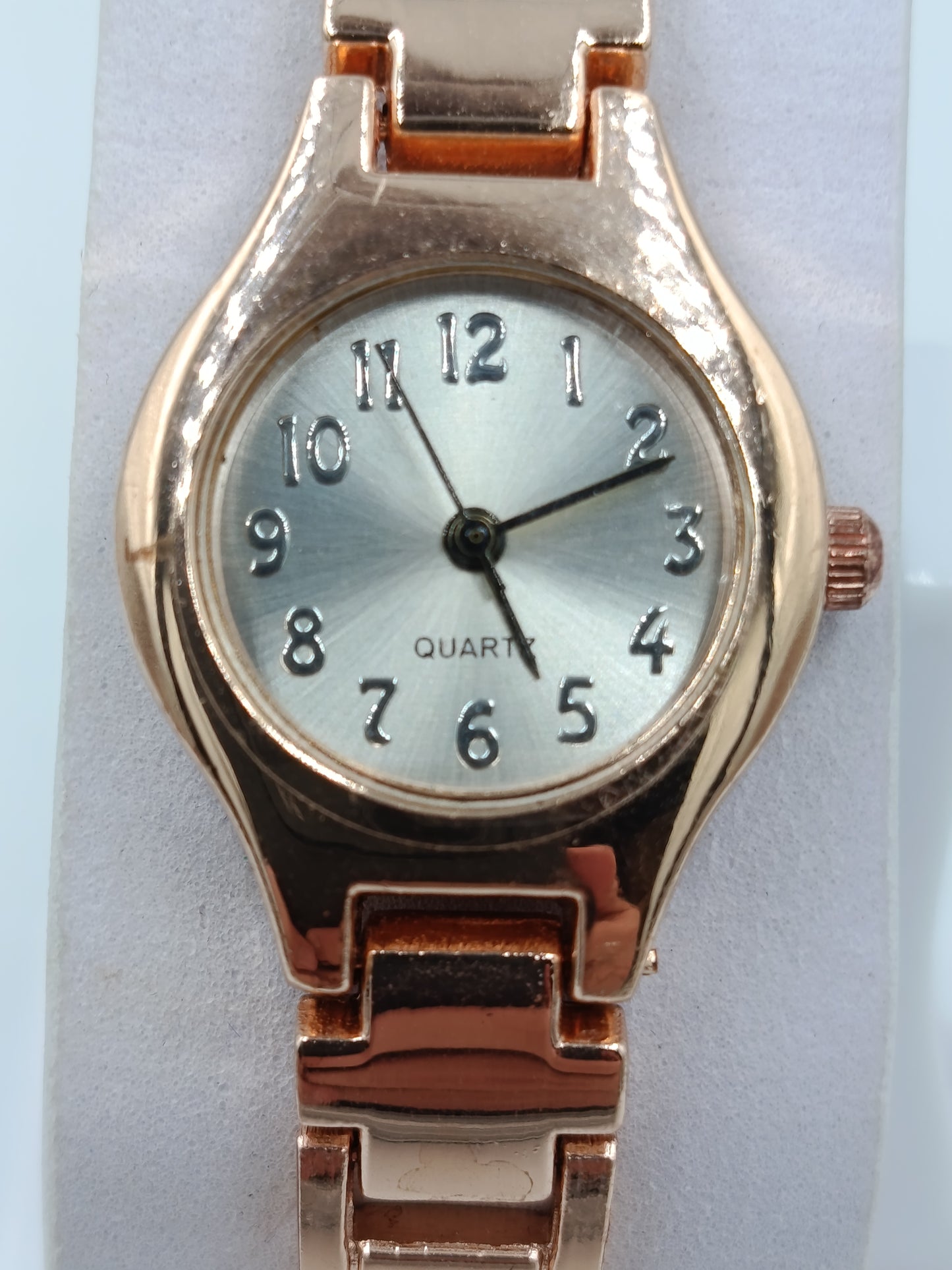 Elegant Quartz Damenuhr Roségold Vintage Look